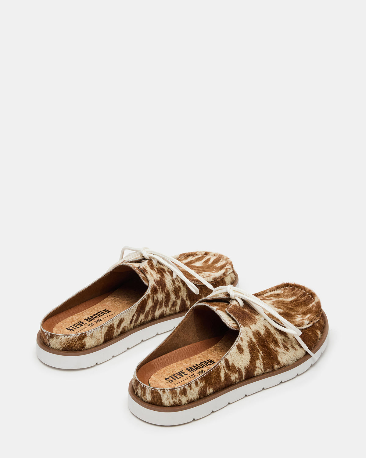SAILOR Brown White Slip-On Laces Footbed Men's Casual Shoe | Steve Madden Great Value