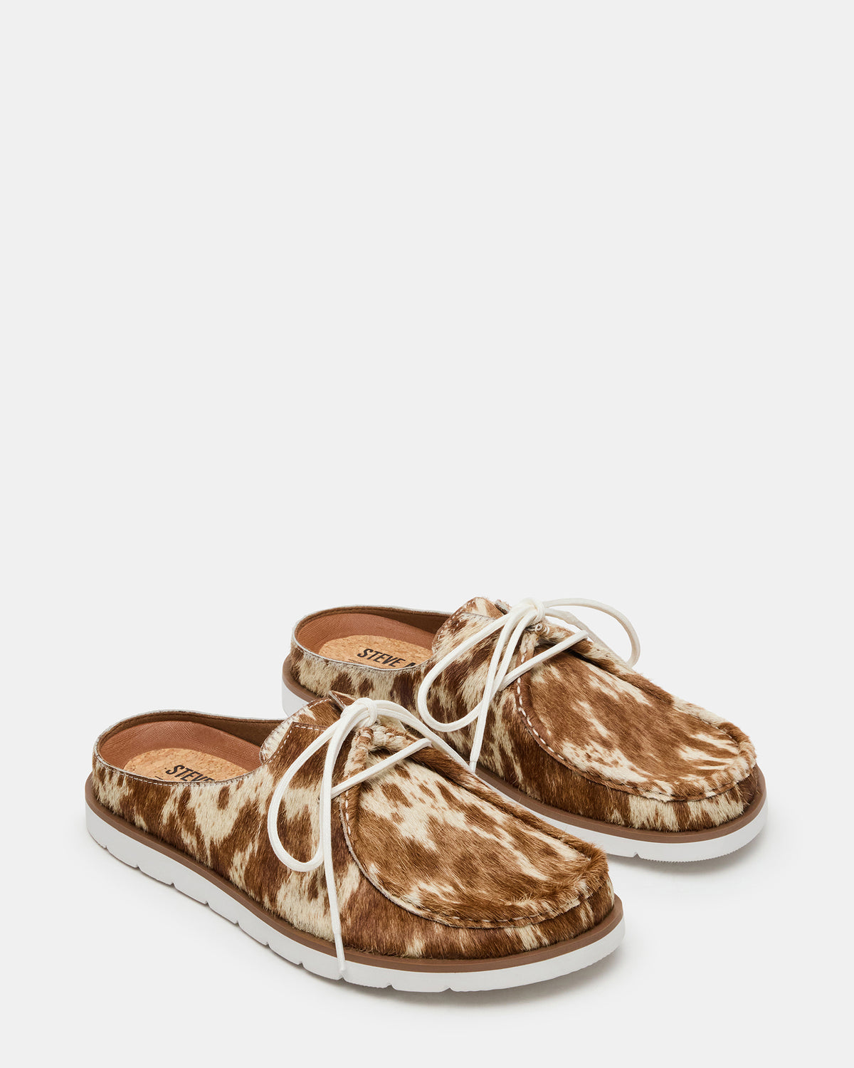 SAILOR Brown White Slip-On Laces Footbed Men's Casual Shoe | Steve Madden Great Value