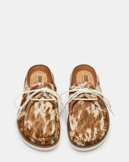SAILOR Brown White Slip-On Laces Footbed Men's Casual Shoe | Steve Madden Great Value