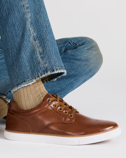 GUSS Tan Low-Top Men's Casual Shoe | Steve Madden Great Value