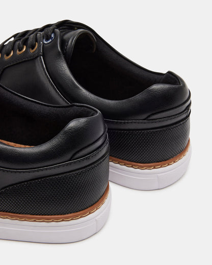 GUSS Black Low-Top Men's Casual Shoe | Steve Madden Hot Sale