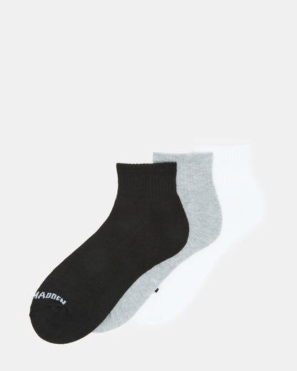 SPORT CUSHION QUARTER SOCKS BLACK/WHITE | Men's Sport Quarter Socks | Steve Madden Smart Buy