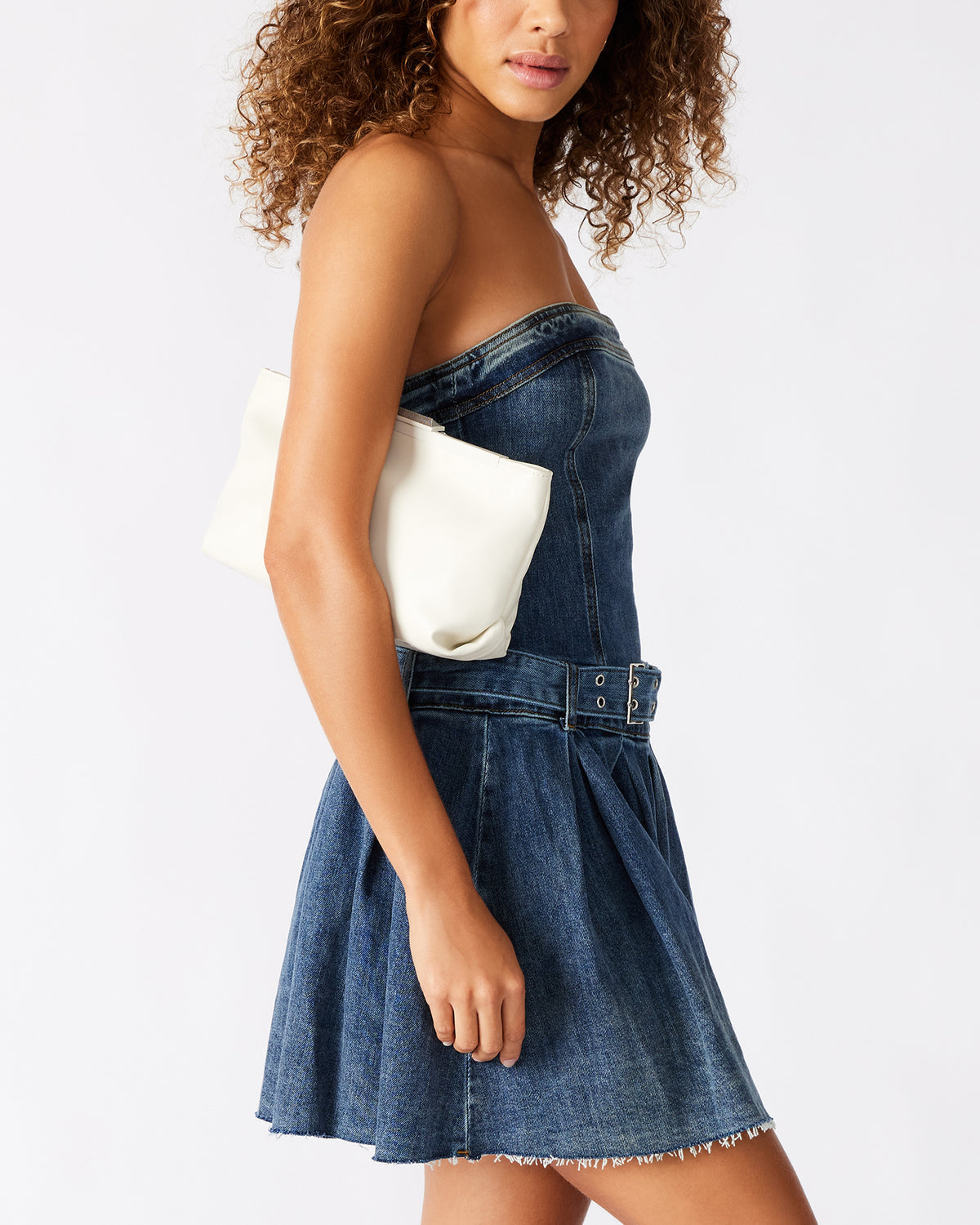 ANTONI Soft Oversized Clutch Bag Off-White | Women's Handbags | Steve Madden Best Price