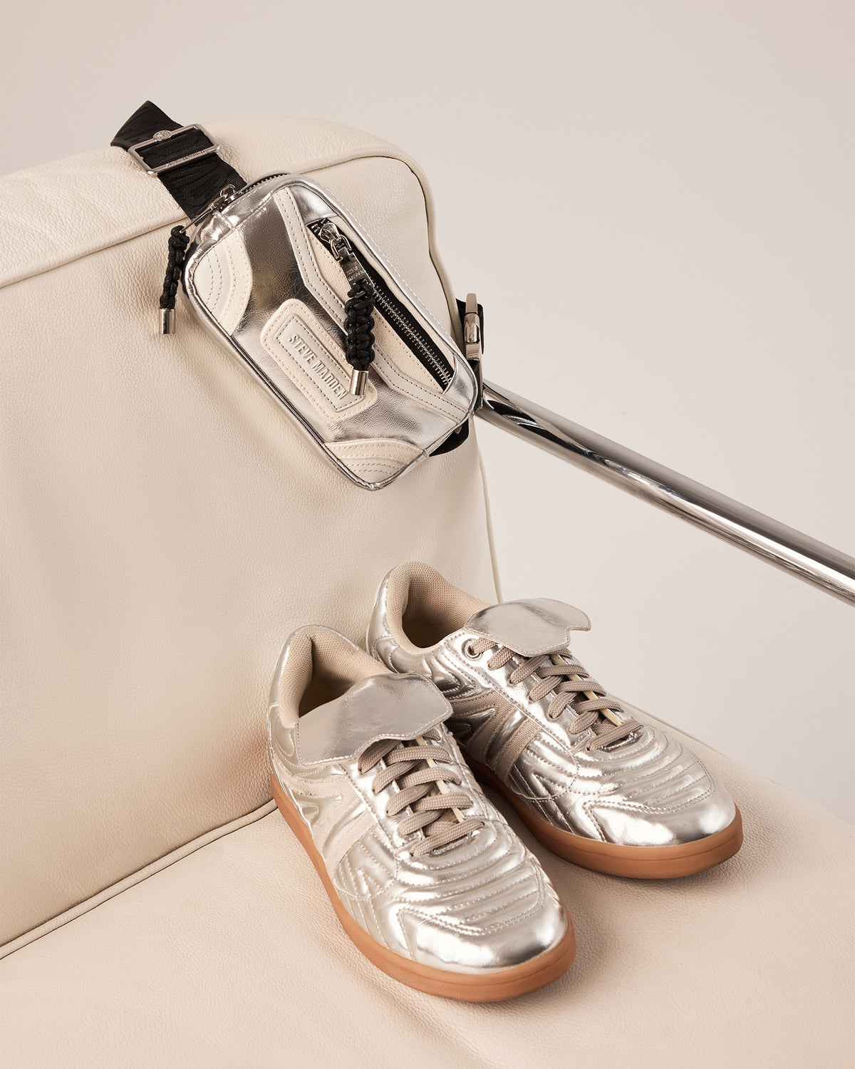 MADRIDD Belt Bag Silver | Women's Handbags | Steve Madden Top Pick