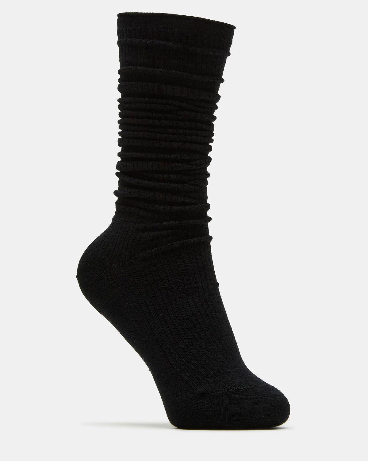 2 PACK SLOUCHY CREW SOCKS BLACK WHITE Scrunch Socks | Steve Madden Exclusive