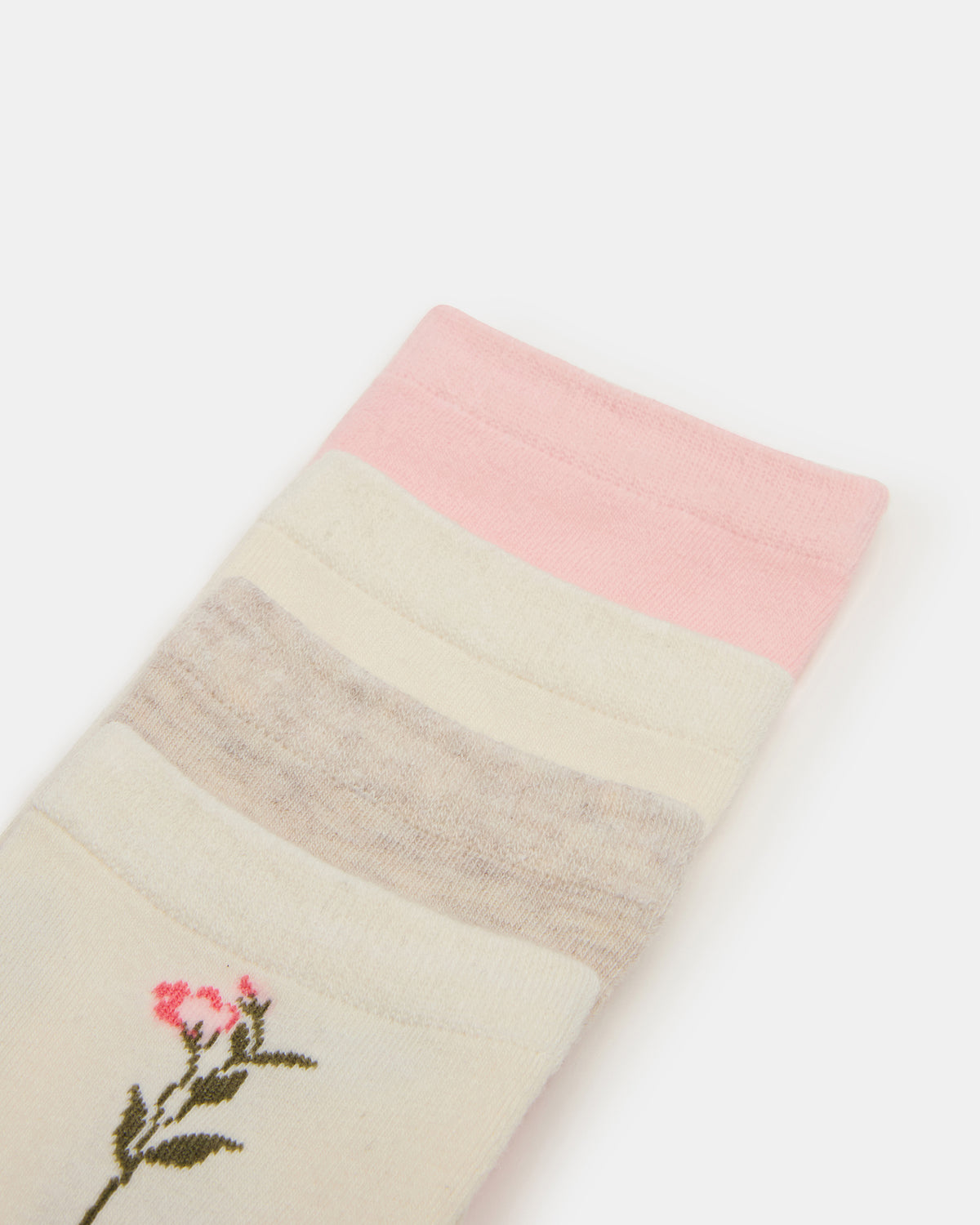 4 BLOOM PACK FLOWER SOCKS IVORY MULTI Women's Anklet Socks | Steve Madden Trusted