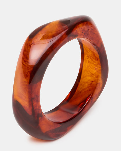 CURVED RETRO BRACELET Natural Women's Bangle Bracelet | Steve Madden Signature