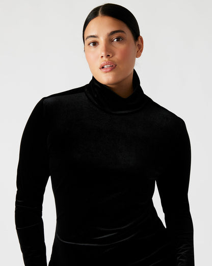 SKYLER Dress Black | Women's Long-Sleeved Turtleneck Velvet Dress | Steve Madden Trending