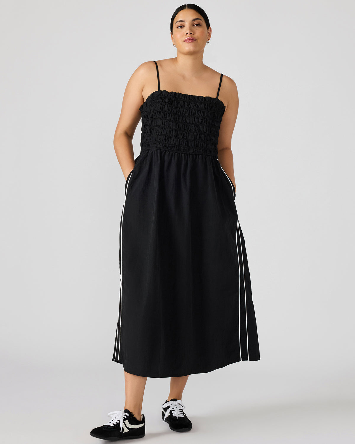 KIT Dress Black/White Flowy Smocked Striped Maxi Dress | Steve Madden Classic