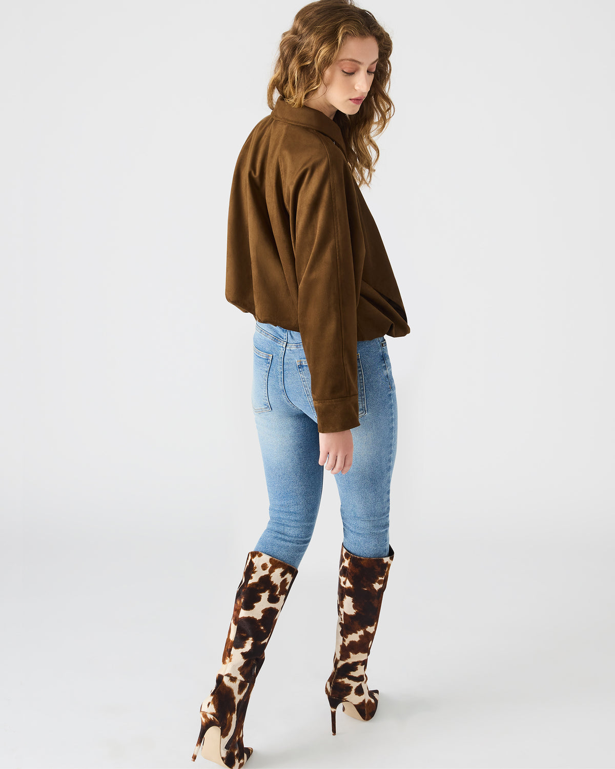 MACKEY Chestnut Long-Sleeved Zip-Up Women's Jacket | Steve Madden Smart Buy