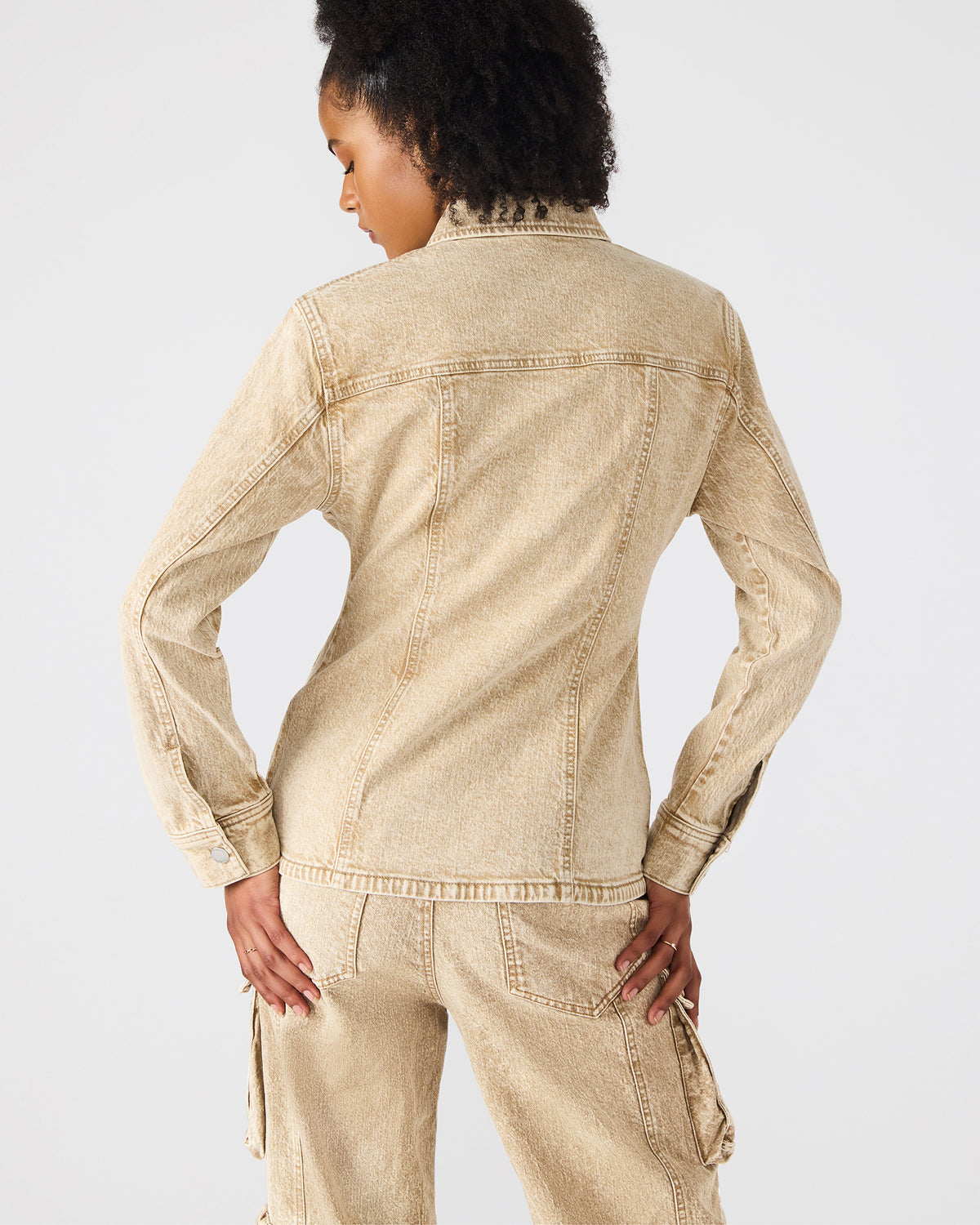 PARC Cafe Au Lait Long-Sleeved Button-Up Denim Women's Jacket | Steve Madden Premium