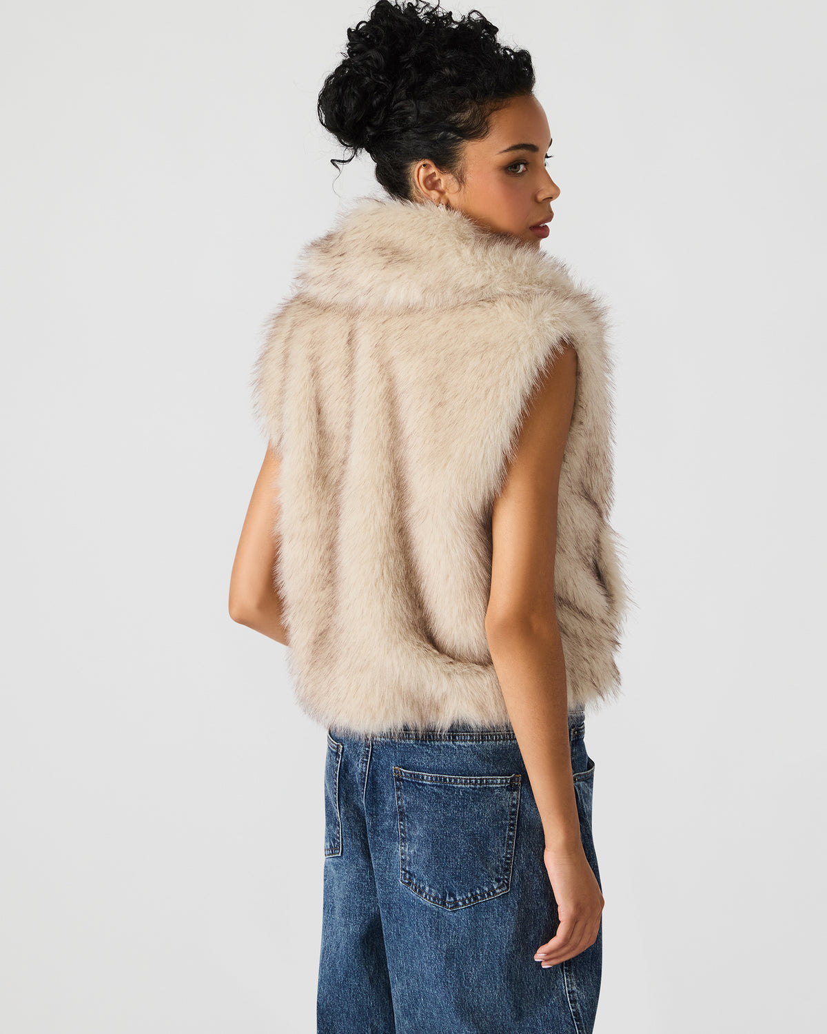 SAFIRA Natural Faux Fur Sleeveless Collared Women's Vest | Steve Madden Smart Buy