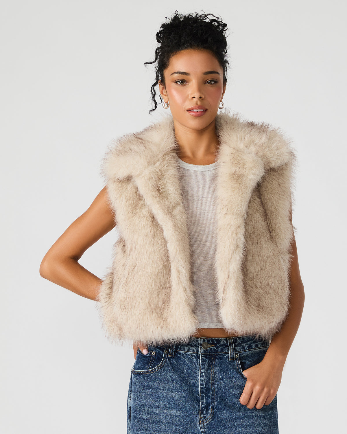 SAFIRA Natural Faux Fur Sleeveless Collared Women's Vest | Steve Madden Smart Buy