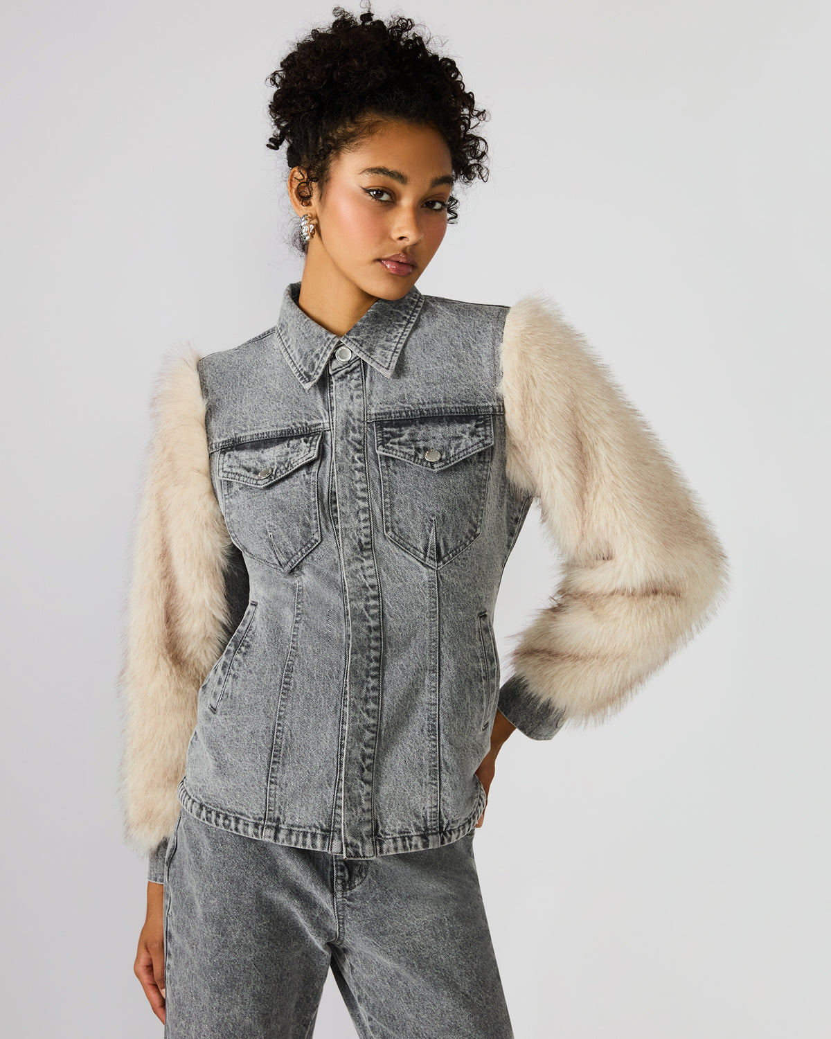 PARKER Fog Faux Fur Long-Sleeved Button-Up Denim Women's Jacket | Steve Madden Customer Favorite