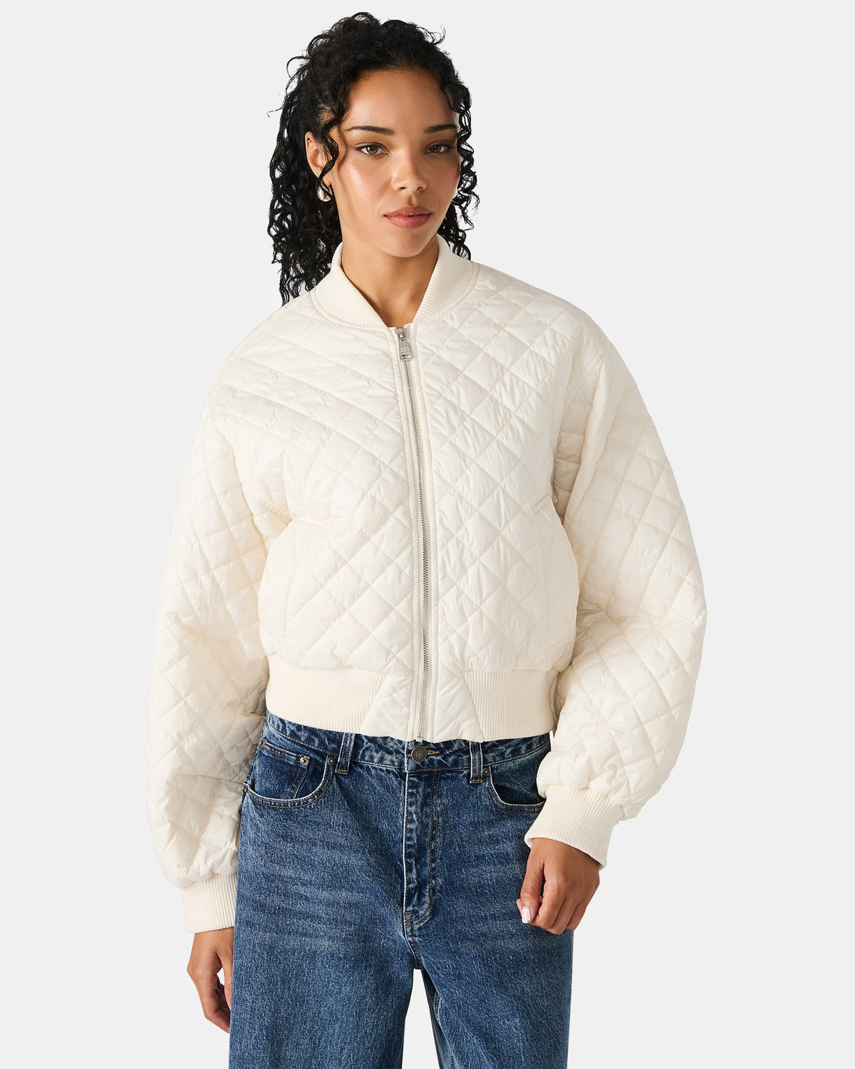 DARLA Ivory Long-Sleeved Zip-Up Quilted Women's Jacket | Steve Madden Trending