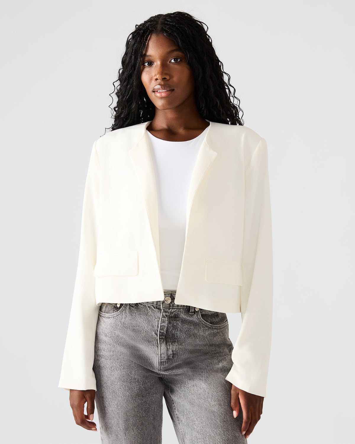 SERENEA White Women's Long-Sleeved Open-Front Blazer | Steve Madden Essential