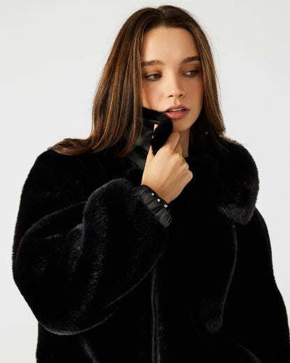 ZEPHRINE Jacket Black | Women's Long-Sleeved Furry Jacket | Steve Madden Best Price