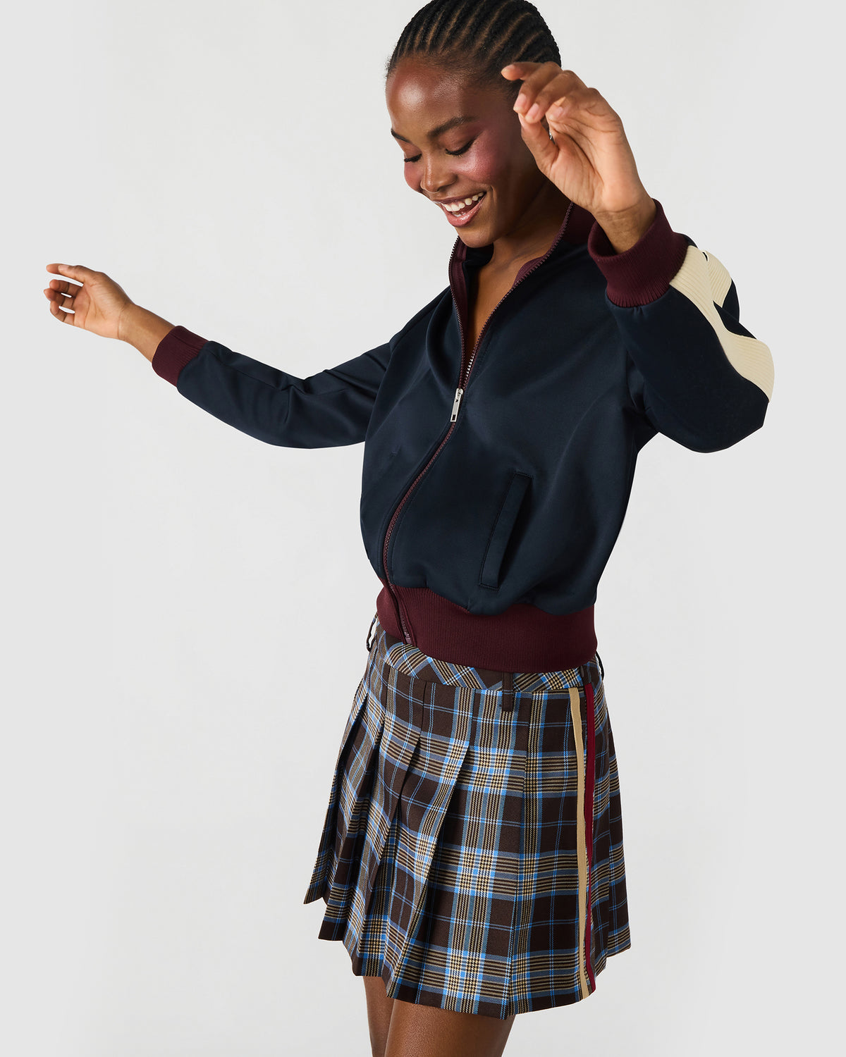 DAISY Midnight Long-Sleeved Zip-Up Athletic Women's Jacket | Steve Madden Latest