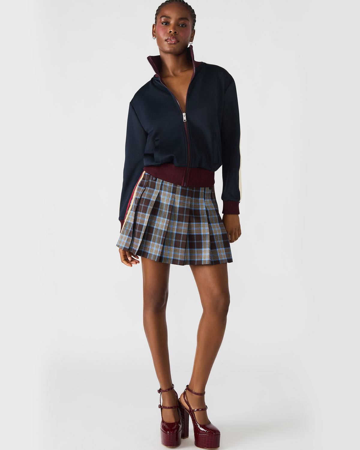 DAISY Midnight Long-Sleeved Zip-Up Athletic Women's Jacket | Steve Madden Latest