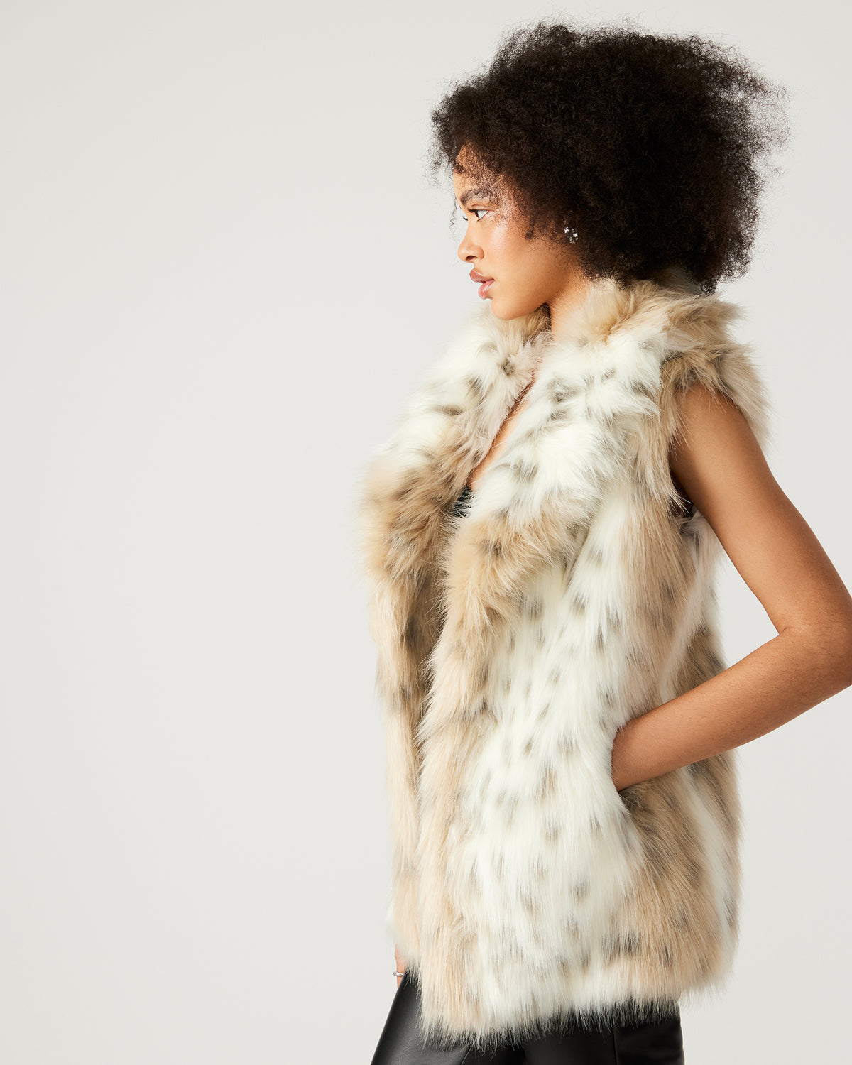 RUBICON Snow Leopard Women's Faux Fur Vest | Steve Madden Premium