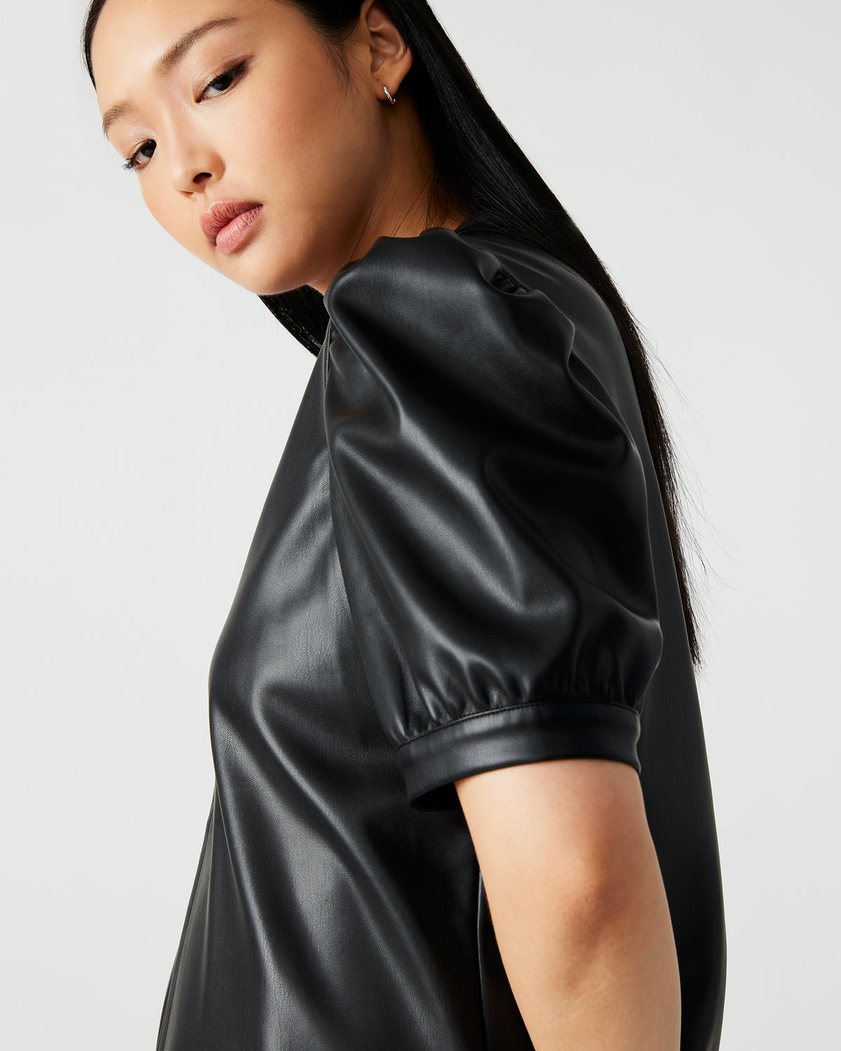 JANE Black Women's Short-Sleeved Suede Top | Steve Madden Trusted