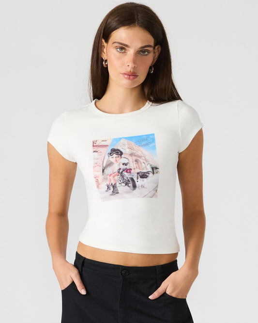GOLDIE Antique Short-Sleeved Graphic Tee Form-Fitting Women's Top | Steve Madden Classic