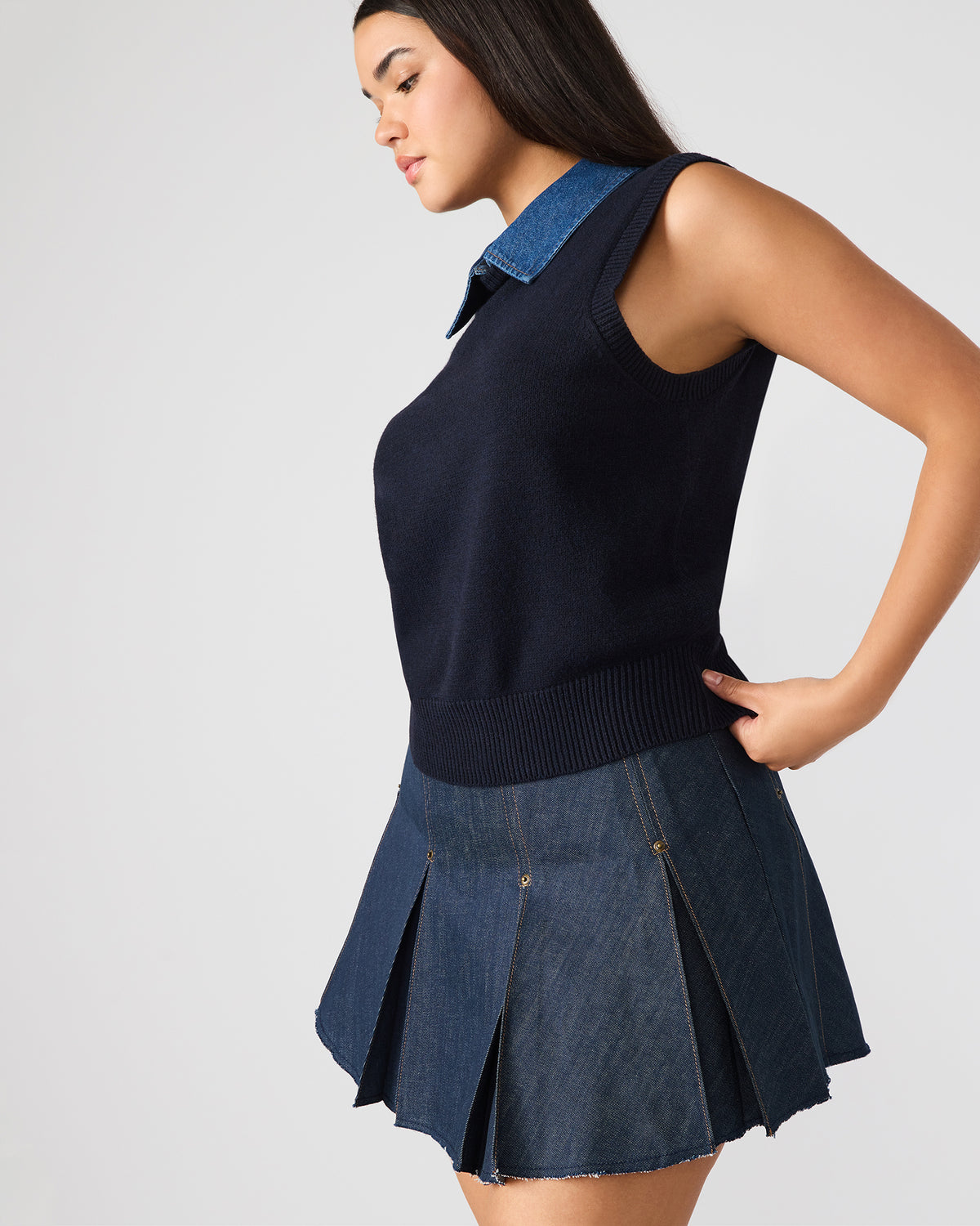 JEANE Sweater Vest Knit Collared Sleeveless Women's Top | Steve Madden Hot Sale