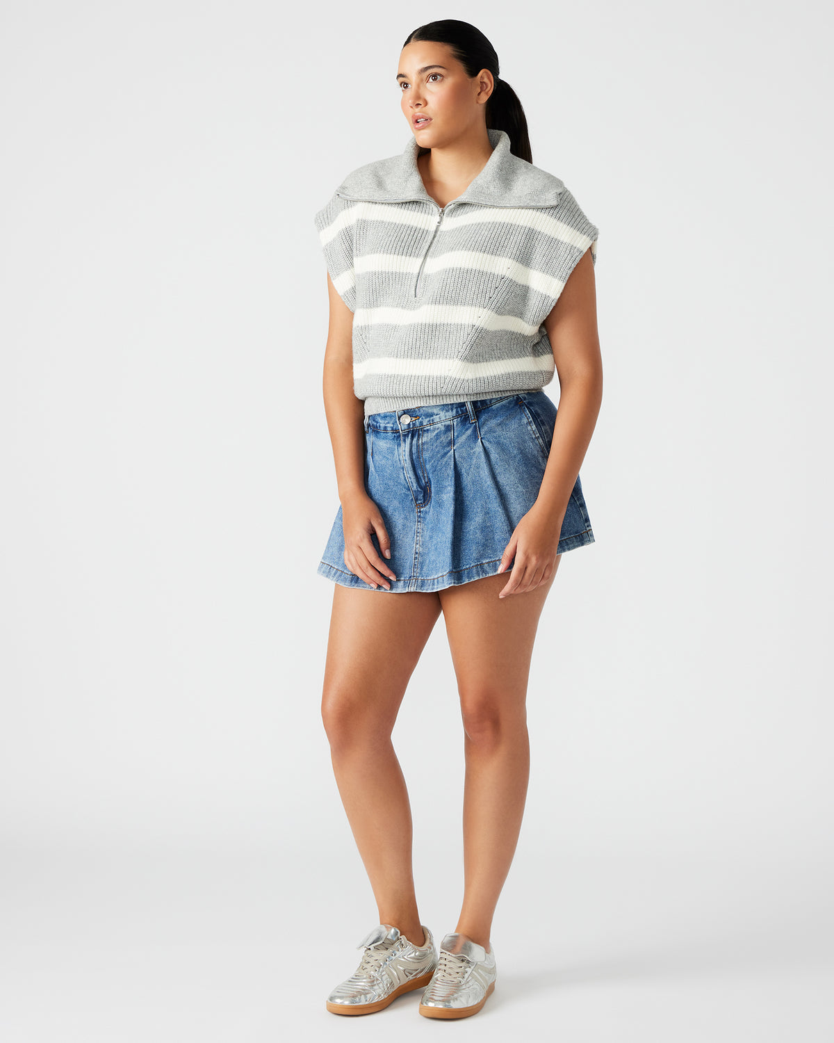EASTON Sweater Grey | Sleeveless Hooded Sweater | Steve Madden Trusted