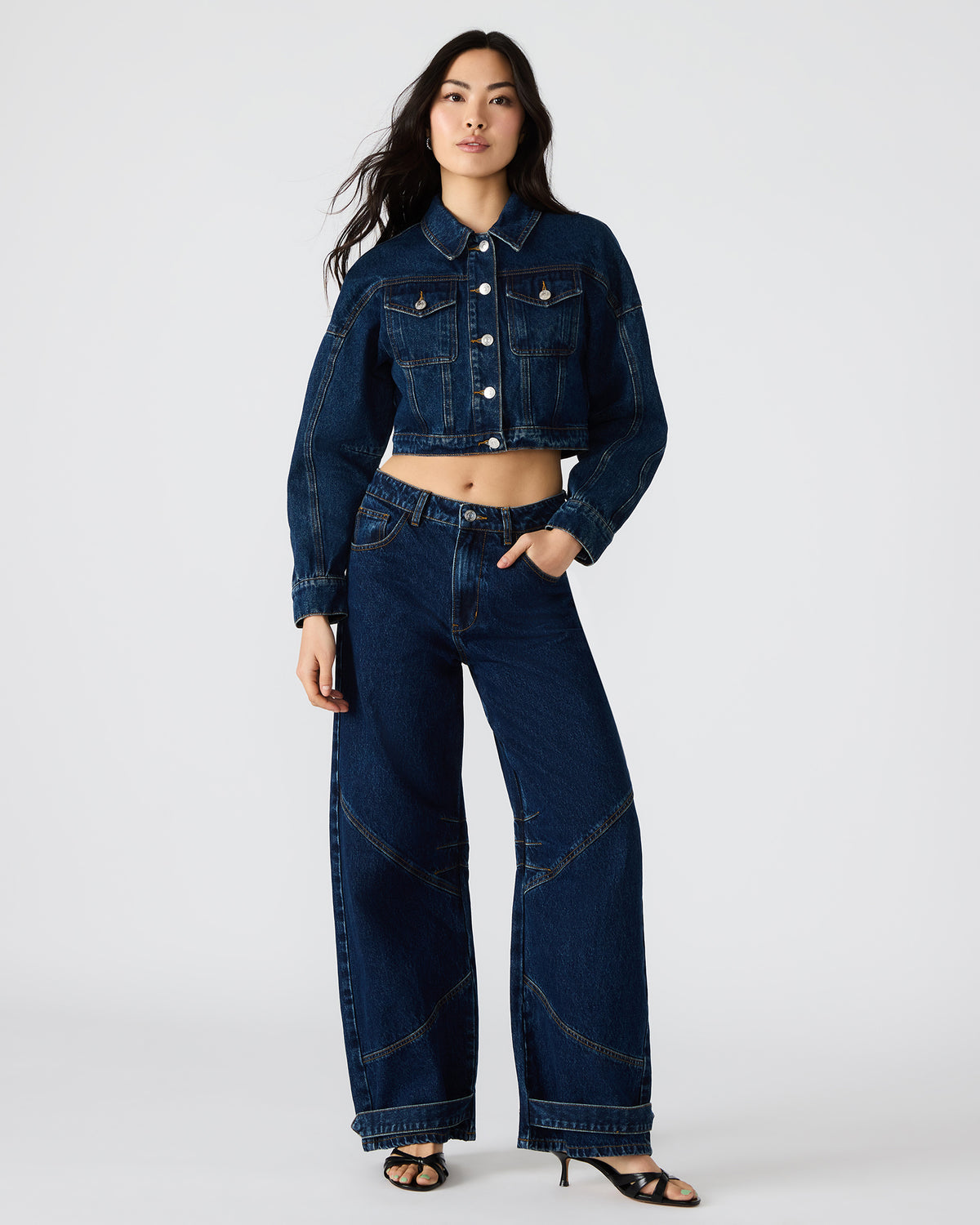 TRE Dark Denim Barrel Women's Jean | Steve Madden Discount