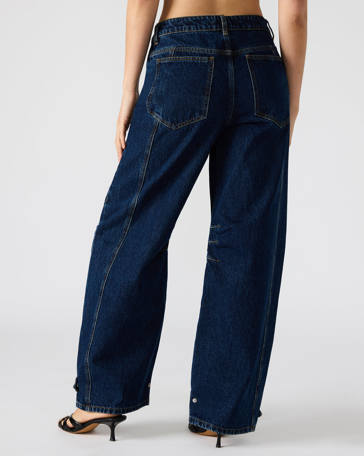 TRE Dark Denim Barrel Women's Jean | Steve Madden Discount