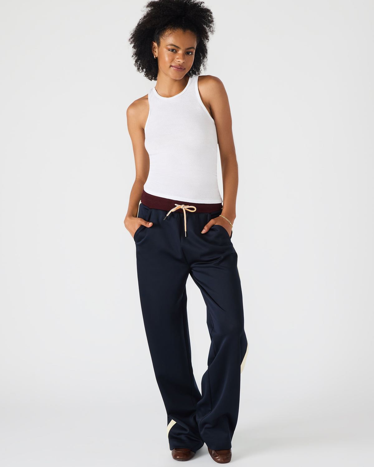 DAISY Midnight Athletic Tie-Front Matching Set Women's Pants | Steve Madden Discount
