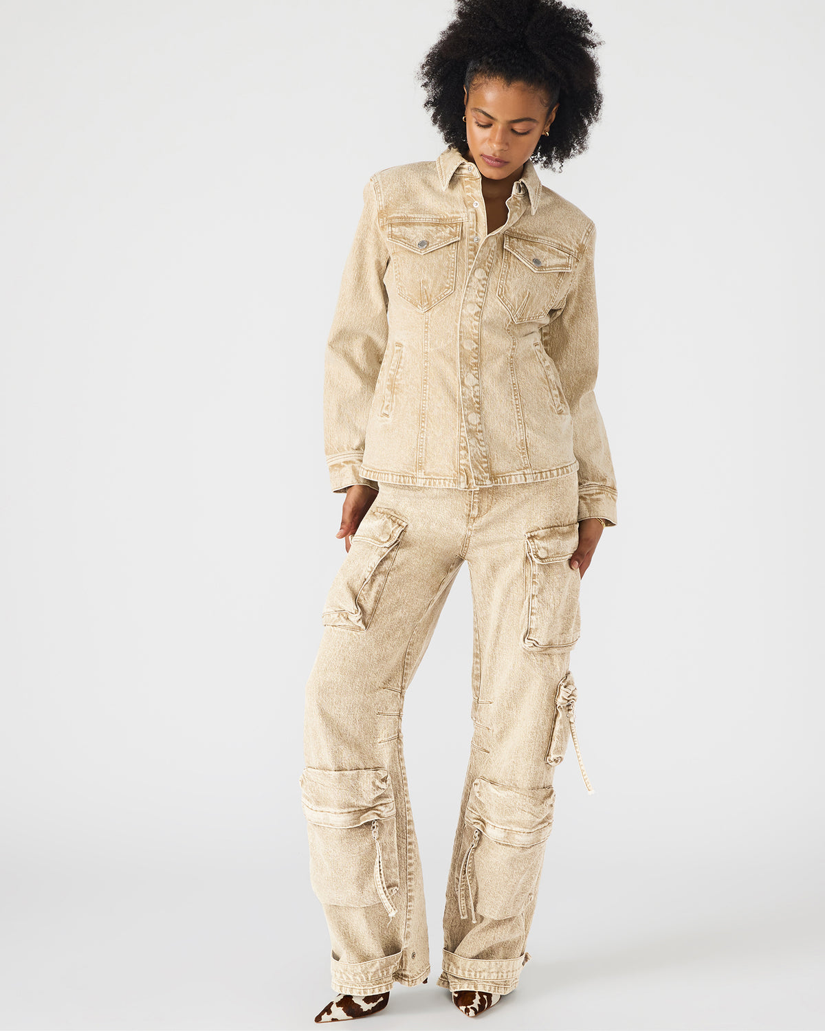 DUO Cafe Au Lait Women's Utility Cargo Pants | Steve Madden Best Price