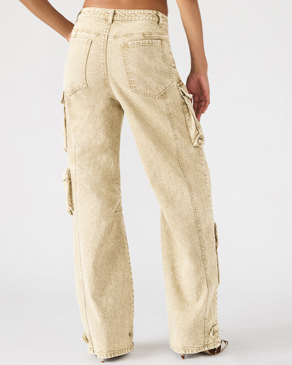 DUO Cafe Au Lait Women's Utility Cargo Pants | Steve Madden Best Price