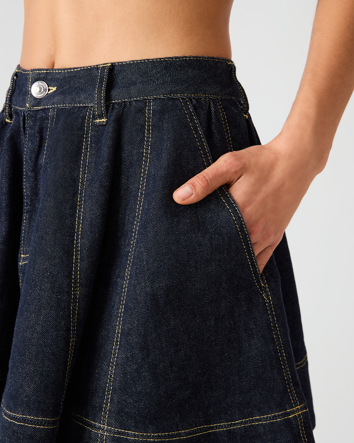 SLOAN Ink Denim Flowy Mini Women's Skirt | Steve Madden Recommended