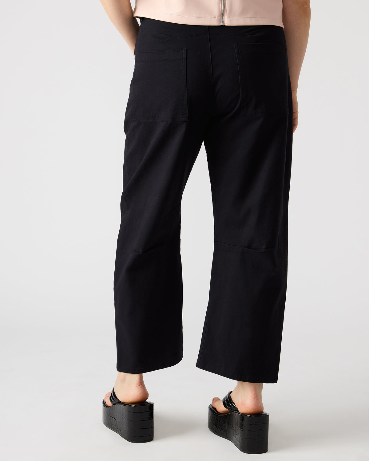HANIEL Black Women's Barrel Leg Pant | Steve Madden Top Pick