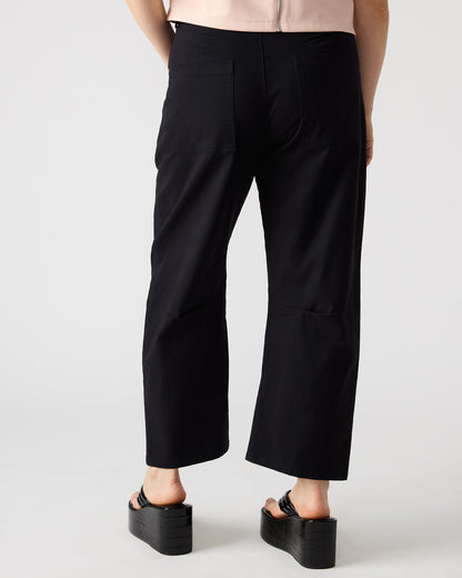 HANIEL Black Women's Barrel Leg Pant | Steve Madden Top Pick